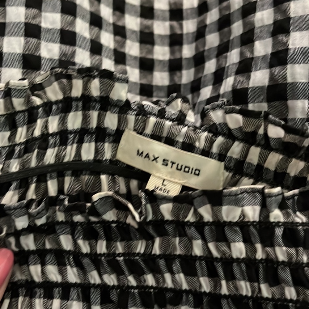 Gingham Top - Picture 4 of 4